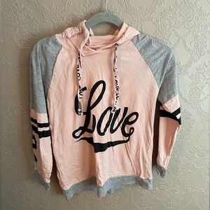 On Fire women’s pink LOVE long sleeve size medium excellent condition